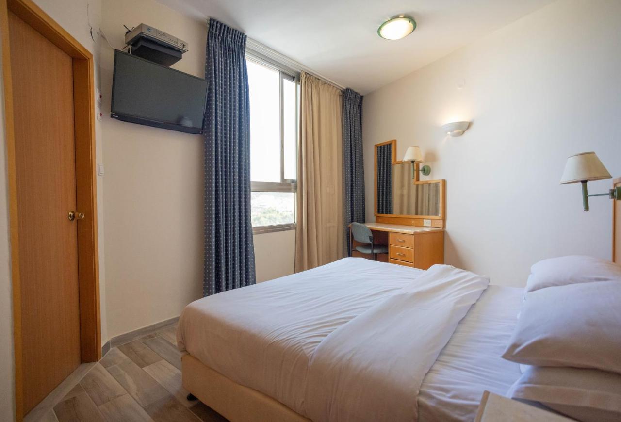 Marom Hotel Haifa Esterno foto