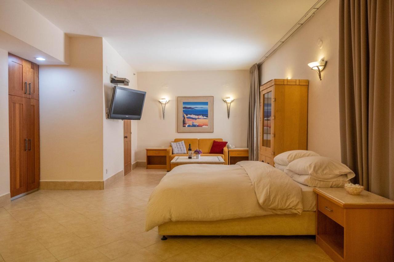 Marom Hotel Haifa Esterno foto