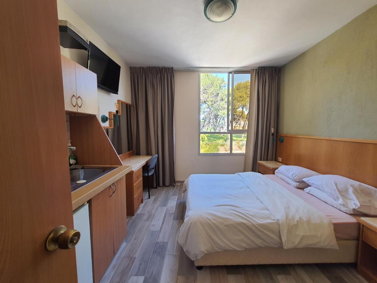 Marom Hotel Haifa Esterno foto