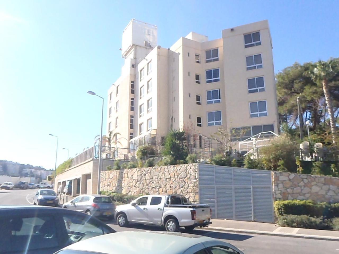 Marom Hotel Haifa Esterno foto